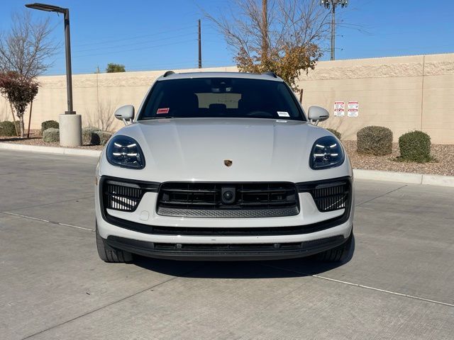 2022 Porsche Macan S