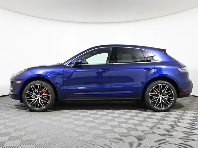 2022 Porsche Macan S