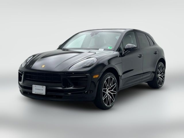 2022 Porsche Macan S
