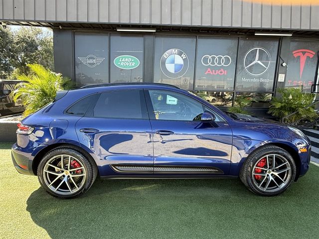 2022 Porsche Macan S