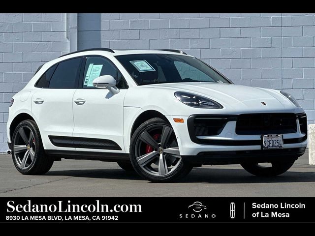 2022 Porsche Macan S