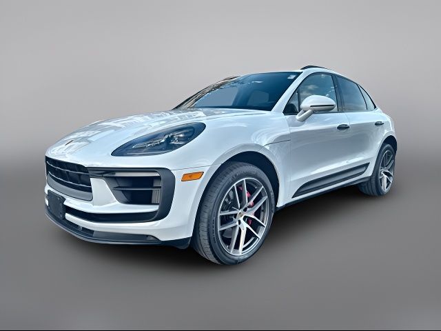 2022 Porsche Macan S