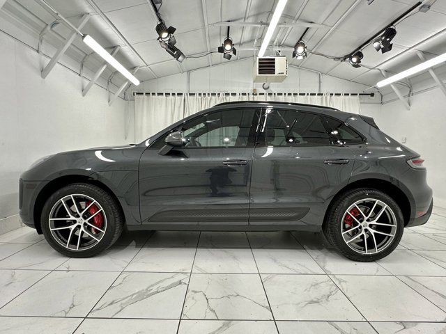 2022 Porsche Macan S