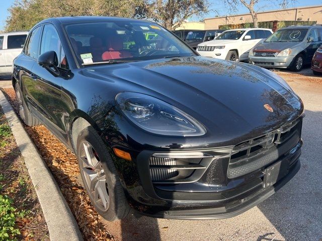 2022 Porsche Macan S