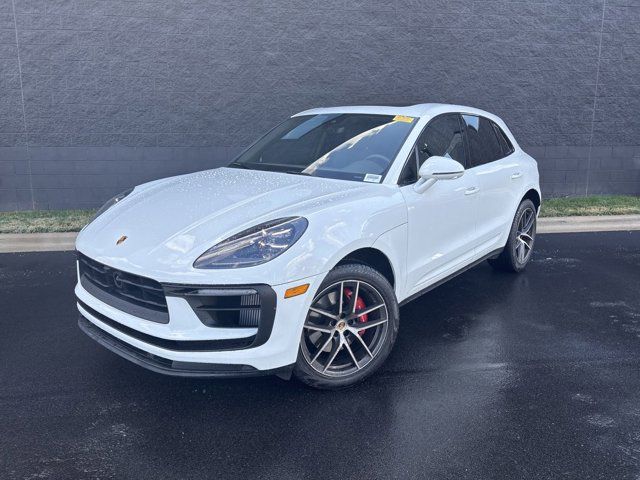 2022 Porsche Macan S