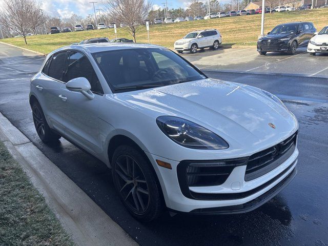 2022 Porsche Macan S