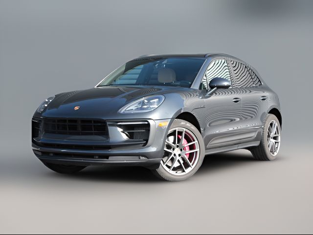 2022 Porsche Macan S