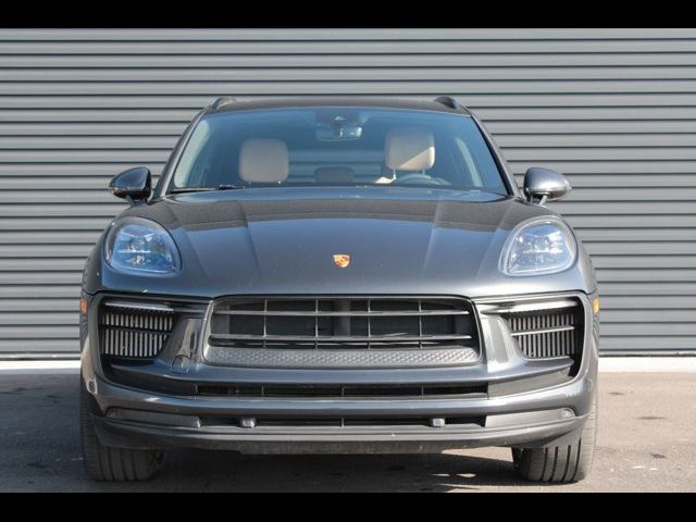 2022 Porsche Macan S