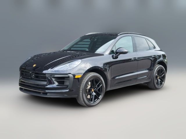 2022 Porsche Macan S