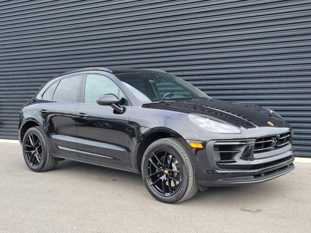 2022 Porsche Macan S