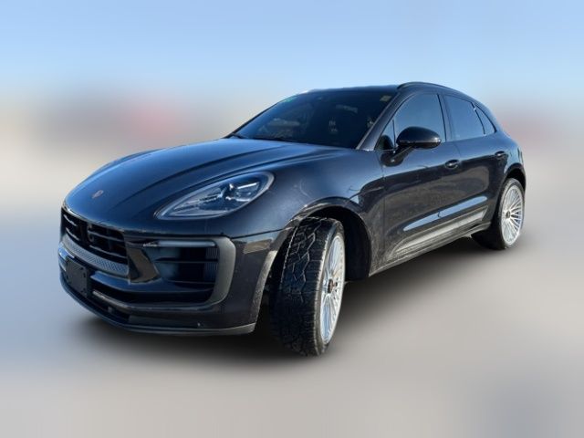 2022 Porsche Macan S