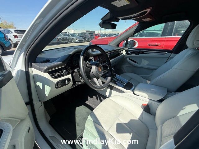 2022 Porsche Macan S