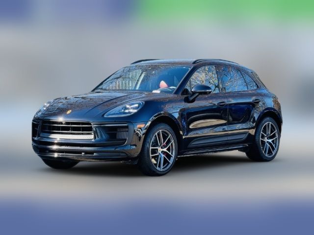 2022 Porsche Macan S