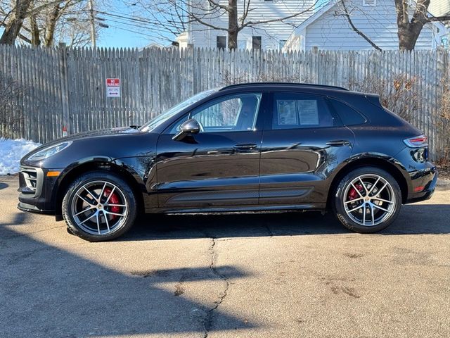 2022 Porsche Macan S