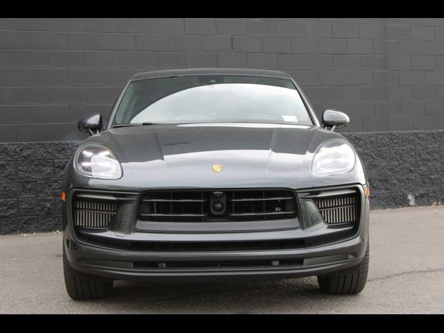 2022 Porsche Macan S