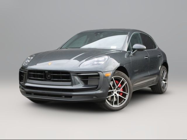 2022 Porsche Macan S