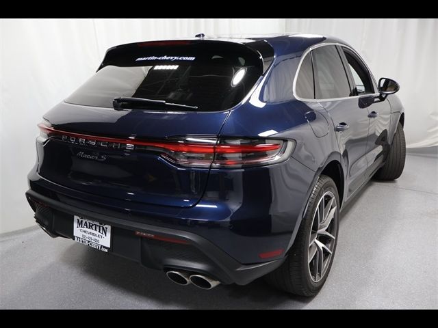 2022 Porsche Macan S