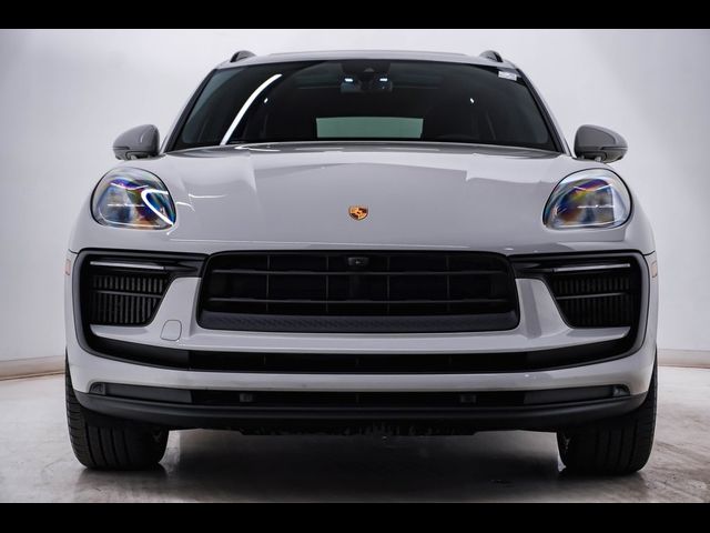 2022 Porsche Macan S