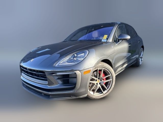 2022 Porsche Macan S