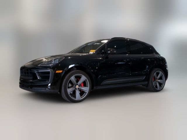 2022 Porsche Macan S