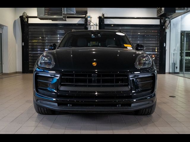 2022 Porsche Macan S