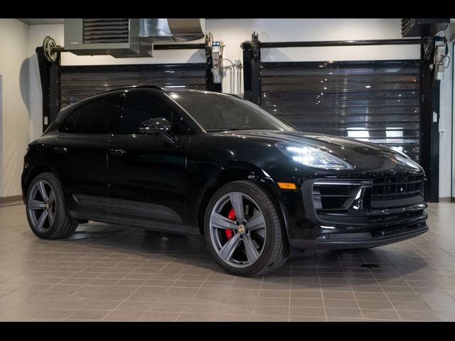 2022 Porsche Macan S