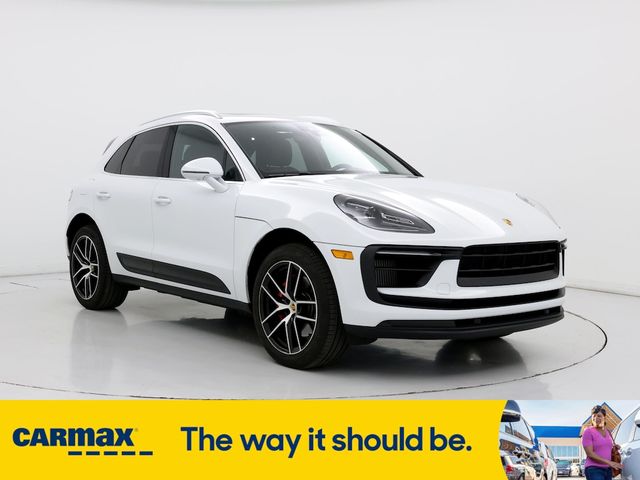 2022 Porsche Macan S