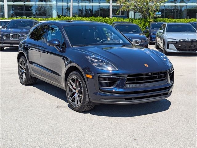 2022 Porsche Macan S