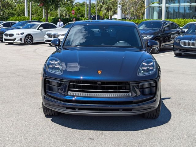 2022 Porsche Macan S