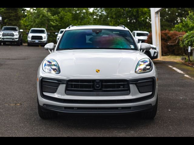2022 Porsche Macan S