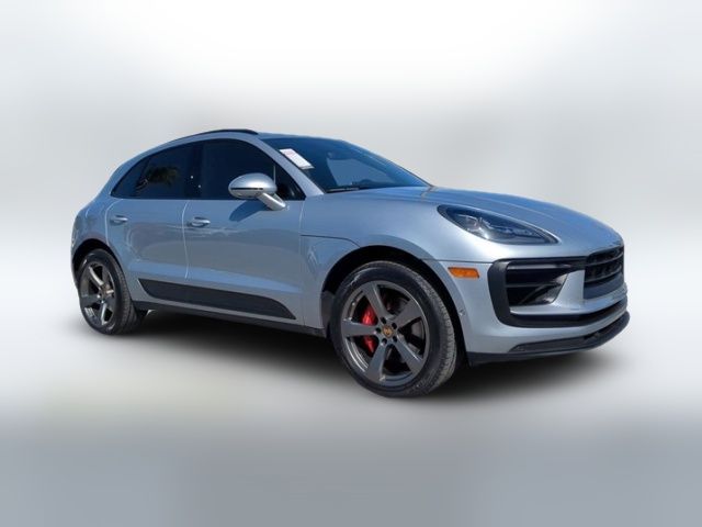 2022 Porsche Macan S
