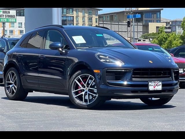 2022 Porsche Macan S