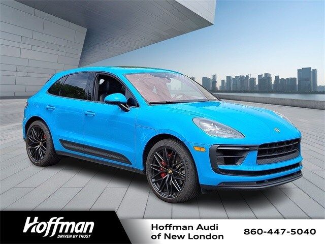 2022 Porsche Macan S