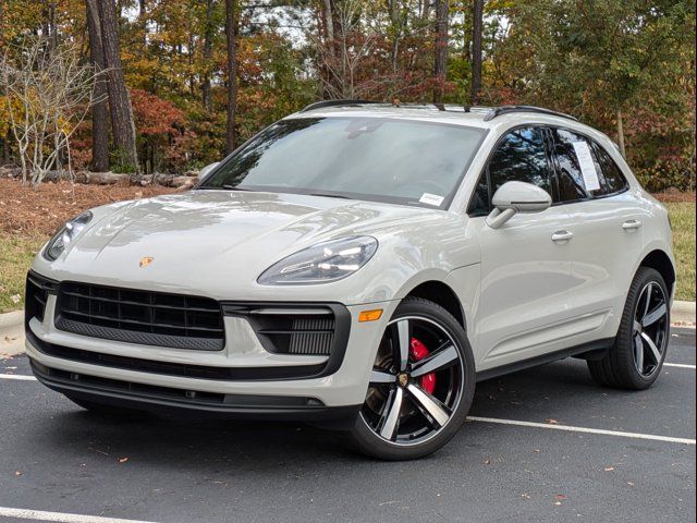 2022 Porsche Macan S