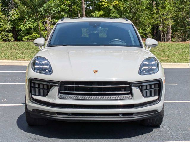 2022 Porsche Macan S