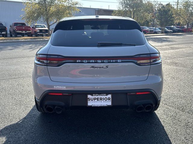 2022 Porsche Macan S