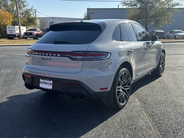 2022 Porsche Macan S