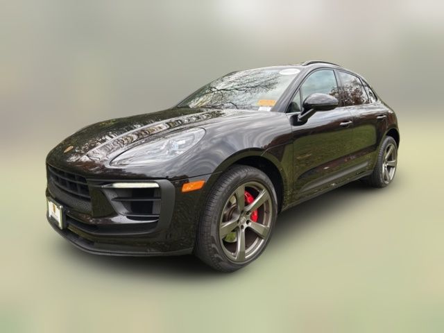2022 Porsche Macan S