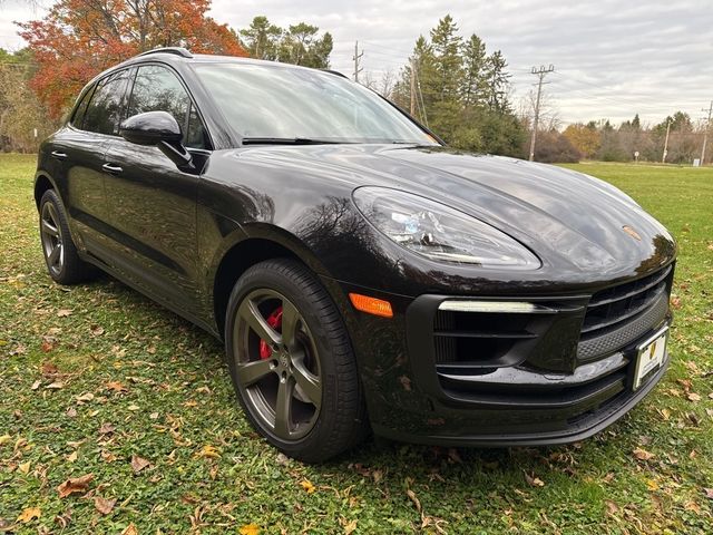 2022 Porsche Macan S