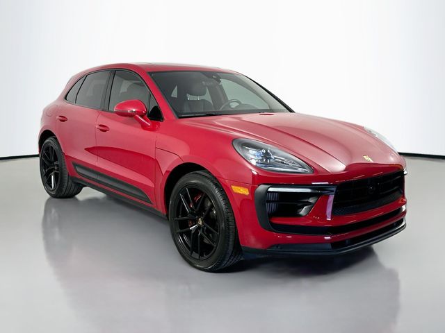 2022 Porsche Macan S