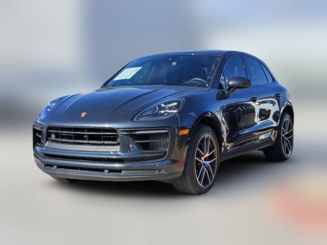 2022 Porsche Macan S