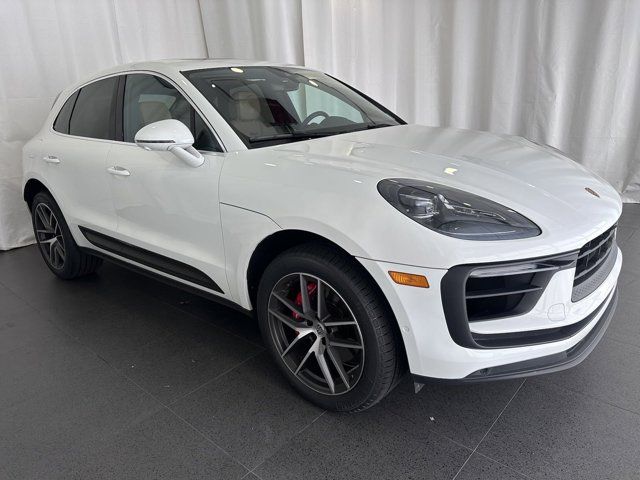 2022 Porsche Macan S