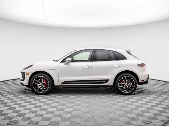 2022 Porsche Macan S