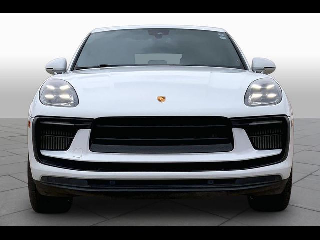 2022 Porsche Macan S