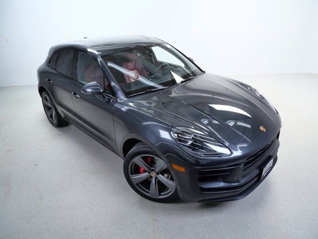 2022 Porsche Macan S