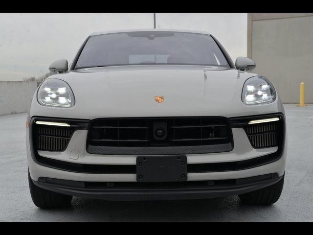 2022 Porsche Macan S