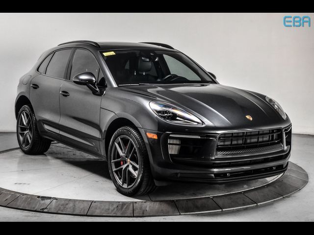 2022 Porsche Macan S