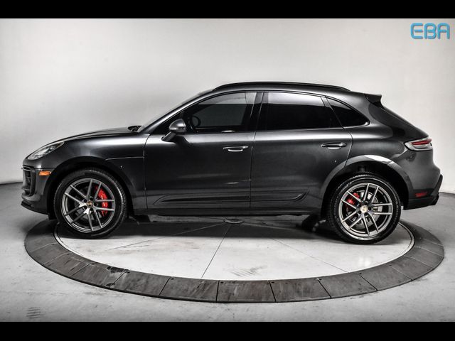 2022 Porsche Macan S