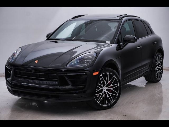 2022 Porsche Macan S