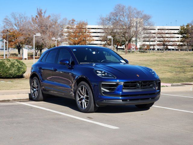 2022 Porsche Macan S